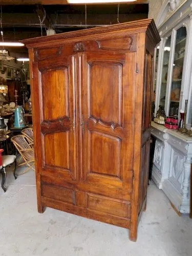 ARMOIRE 2 PORTES TRANSITION DU XVIII ème SIECLE