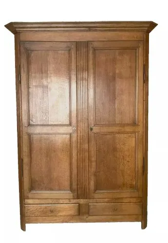 Armoire ancienne a deux portes en chene massif XVIII siècle