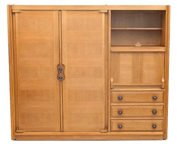 Armoire par Guillerme et Chambron