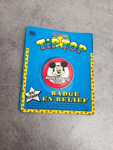 BADGE EN RELIEF NEUF TIP TOP MICKEY MOUSE BLEU