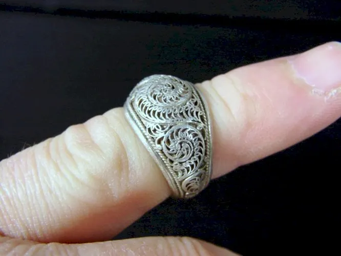 Bague Berbère Ag. Massif Filigranné, Poinçon, P - 4,8 grs. Taille - 54