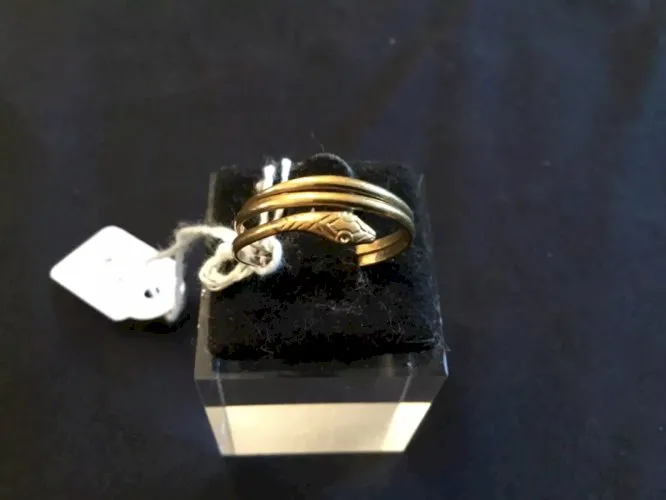 Bague doré réglable serpent