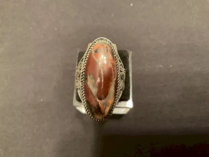 Bague en argent avec grosse pierres marron à déterminer taille 60