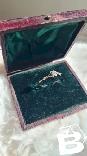 Bague en argent fine et zirconium