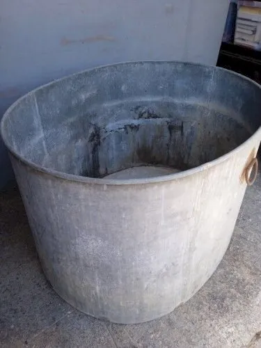 Bassin En zinc / Métal Galvanisé Ancien