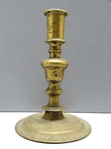 -BEAU BOUGEOIR BRONZE HAUTE EPOQUE XVIIe LOUIS XIII Candlestick candels