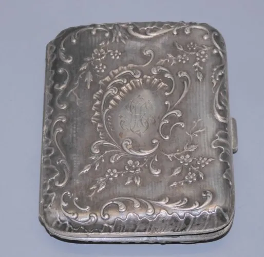 -BELLE ANCIENNE BOITE PETITES CIGARETTES ARGENT ART NOUVEAU Poinçon SANGLIER D
