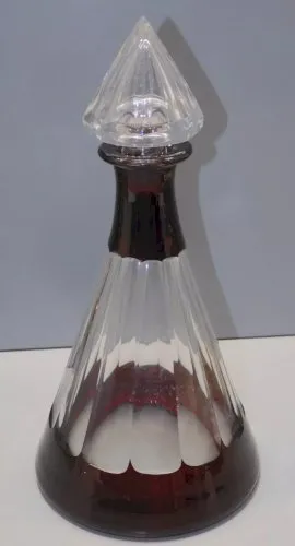 -BELLE CARAFE CRISTAL de BOHEME INCOLORE et ROUGE Bouchon au N° VITRINE TABLE D