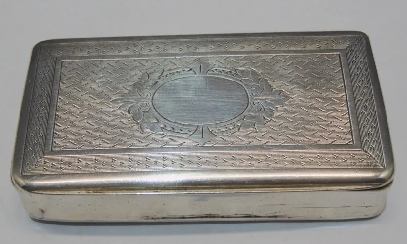 -BELLE TABATIERE ARGENT Guilloché XIXe CARTOUCHE VIERGE poinçon MINERVE D