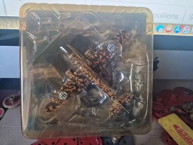 bombardiers 1/144 altaya n° 54- savoia-marchetti SM.79 sparviero