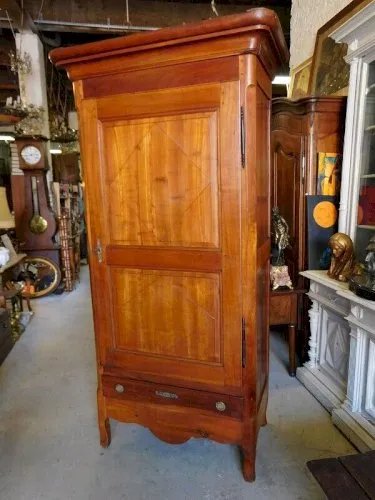BONNETIERE ARMOIRE EN MERISIER 1 PORTE 1 TIROIR DU XIX ème SIECLE