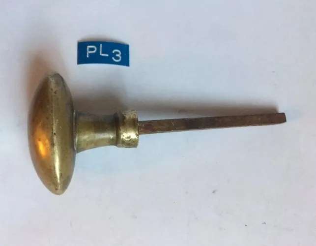 bouton poignee de porte olive en laiton ancienne PL3