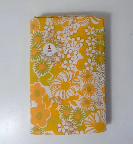 drap neuf années 70 fleurs oranges 240x300 vintage