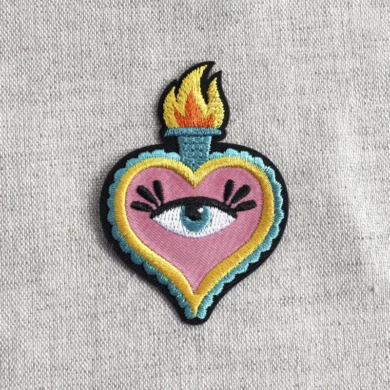 Ecusson coeur mystique- Rose