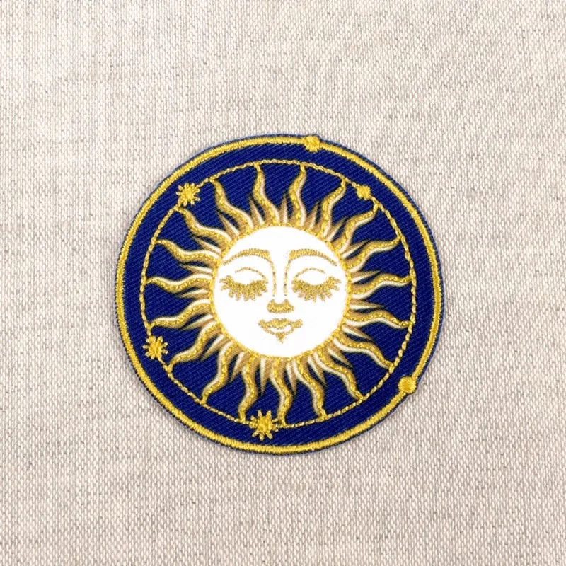 Ecusson thème mystique - Soleil