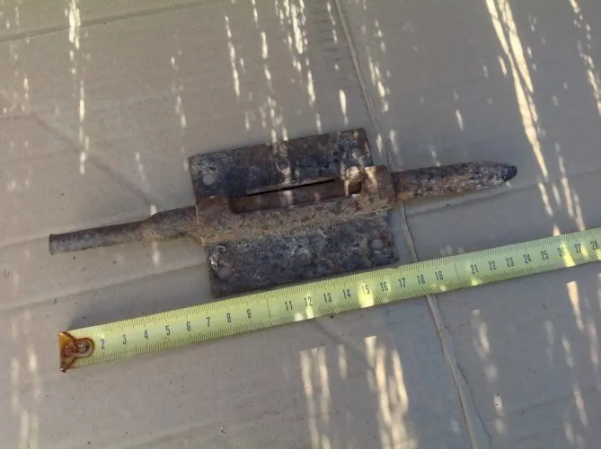 GROS VERROU DE SURETE DE PORTE CAVE, ECURIE  serrure