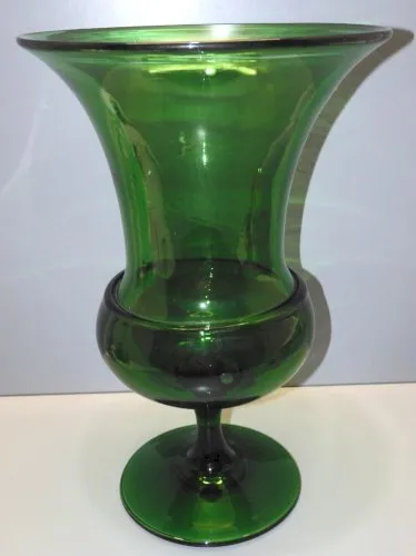 - JOLI GRAND VASE FORME MEDICIS VERRE Soufflé VERT COLLECTION DECO XXe  D
