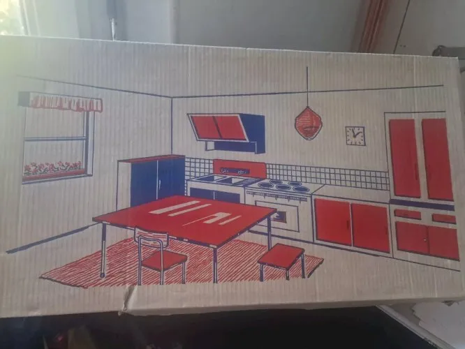 Jouet Ancien - Cuisine en tôle pour poupée - Années 60 - 60 cm x 30 cm