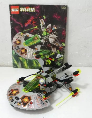 LEGO System 6915 - UFO - Warp Wing Fighter 6915 à compléter