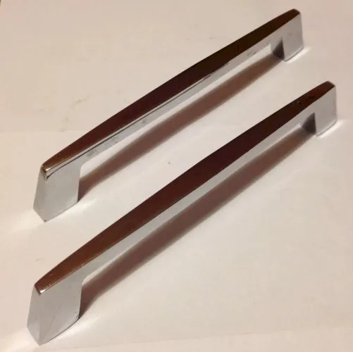 lot 2 grandes poignées tiroir anciennes acier chromé meuble dentiste industriel