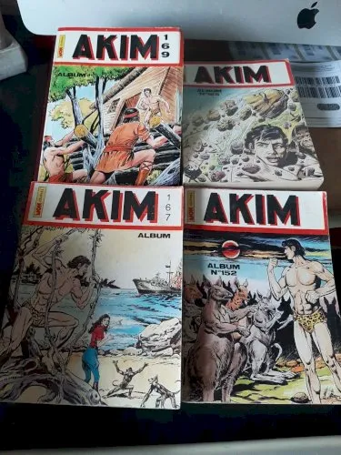 Lot 4 albums Akim 152 155 167 169
