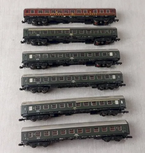 Lot d'anciens wagons voyageurs CSD, Schicht, en N