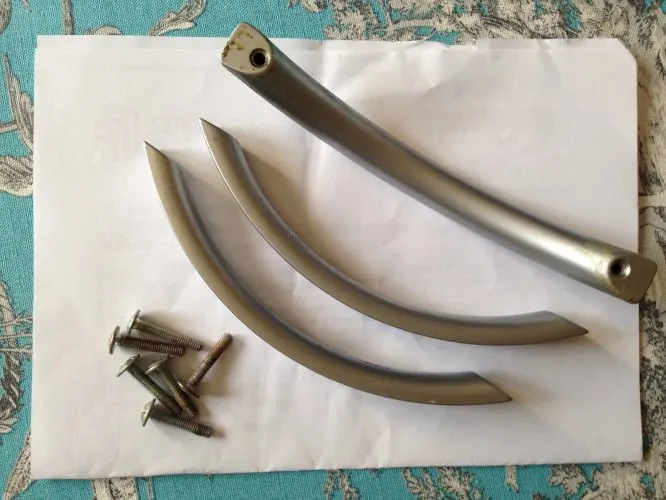 lot de 3 poignees de tiroirs metal occasion entraxe 12,8 cm