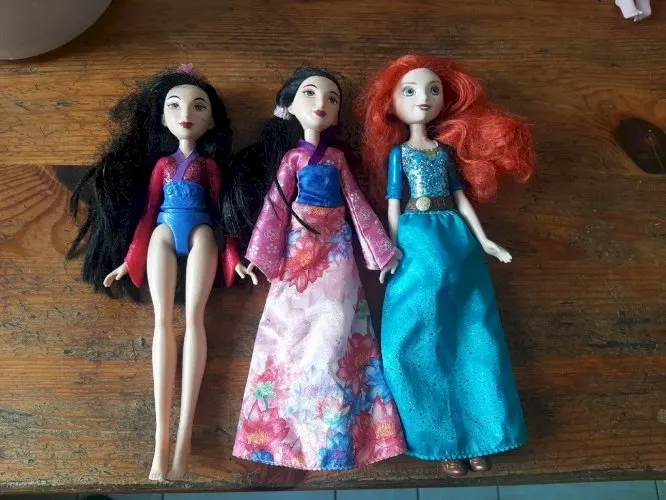 Lot De 3 Poupees hasbro