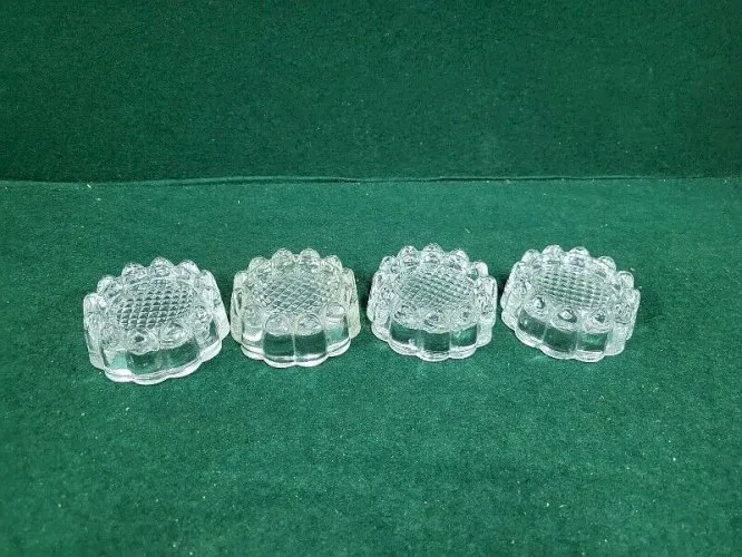 LOT DE 4 PIEDS DE MEUBLE EN VERRE PETIT MODELE
