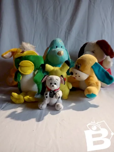 Lot de 7 peluches en bel état