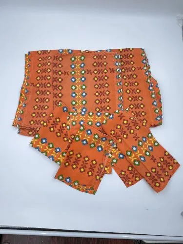 Lot de Chemins de table et serviettes