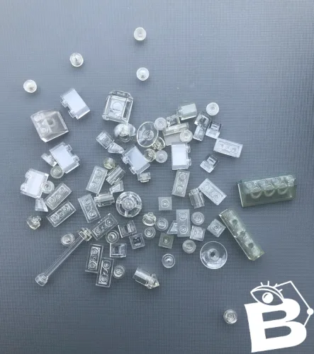 Lot de pièces de Lego transparentes