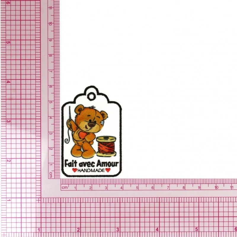 M ecusson fait avec amour - Bobine de fil