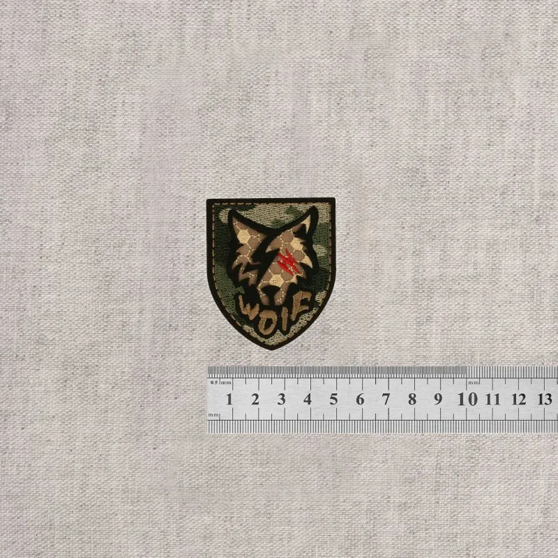 M ecusson style militaire - Wolf