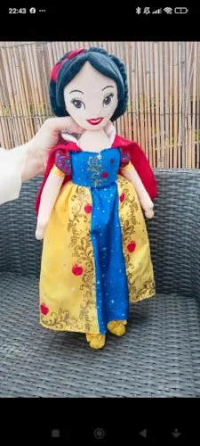 Magnifique poupée de chiffon blanche neige Disneyland Paris