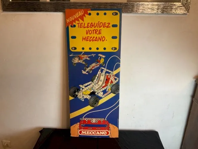MECCANO ancien carton publicitaire pour vitrine magasin .