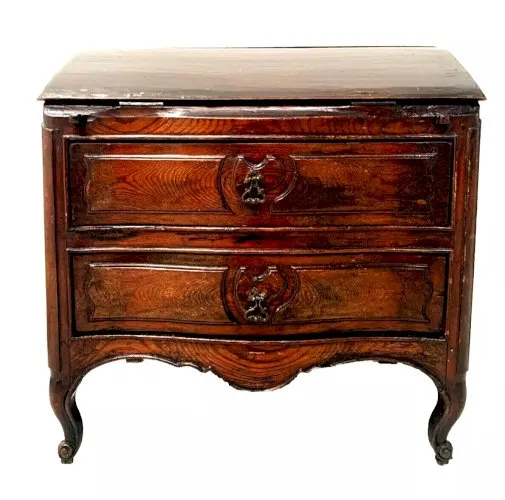 Meuble de maitrise en chene sculpté Commode scriban XVIII siècle