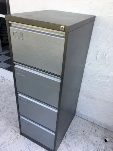 Meuble en métal 4 tiroirs