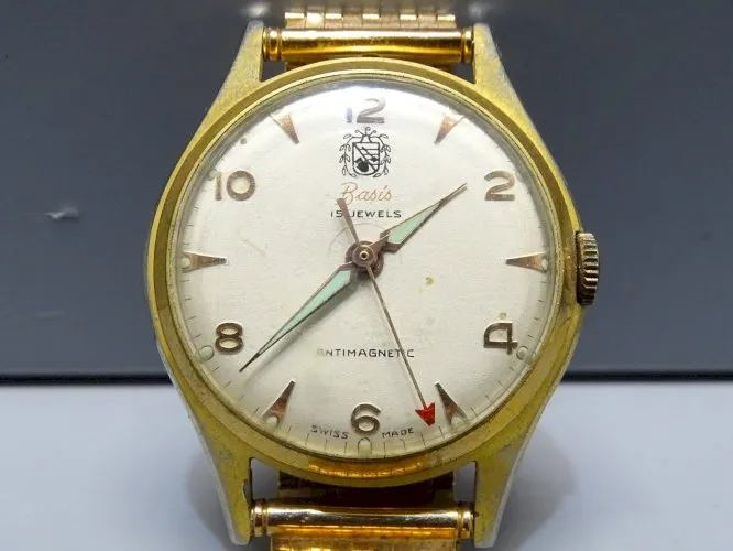 -MONTRE BRACELET BASIS 15 JEWELS MECANIQUE SUISSE ANTIMAGNETIC Plaqué OR