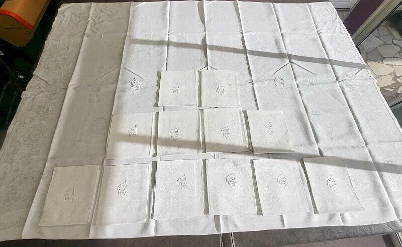 NAPPE + 12 SERVIETTES ANCIENNES MONOGRAMMEES GA