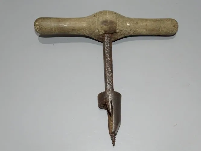 -OUTIL ANCIEN ANCIENNE TARIERE VRILLE OUTIL TONNELIER BONDONNIERE COLLECTION D