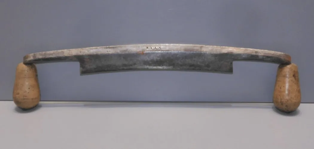 -OUTIL ANCIEN PLANE ACIER Gravée MAAN POIGNEES BOIS COLLECTION OUTIL ANCIEN D