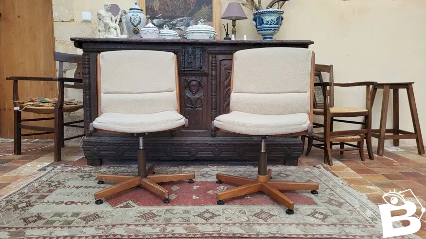 Paire de chaises pivotantes