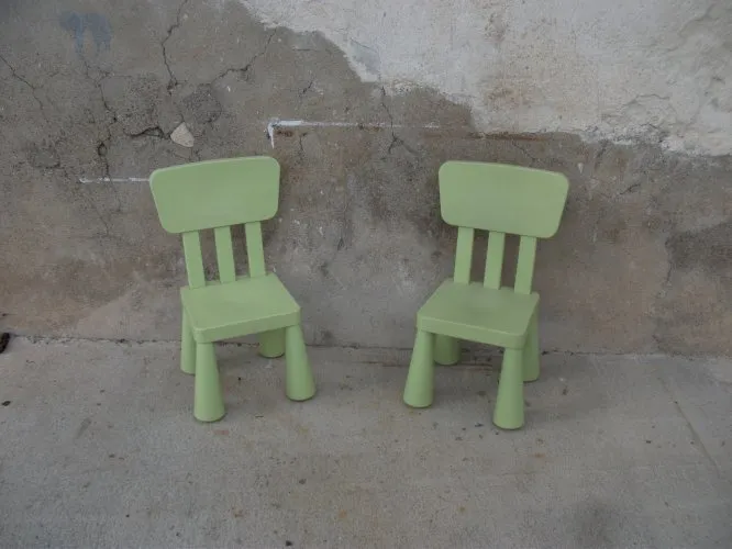 Paire de chaises pour enfant de la marque IKEA