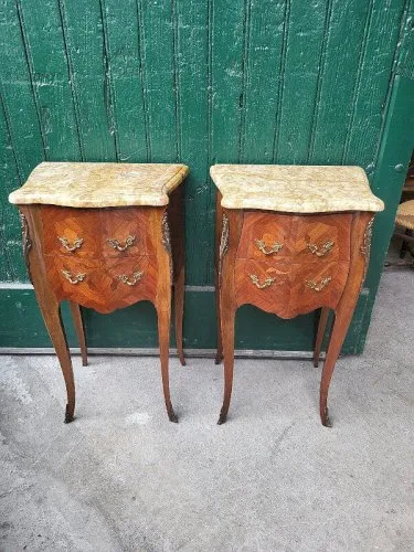 PAIRE DE CHEVETS EN BOIS DE ROSE PLATEAU MARBRE