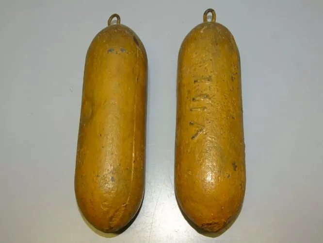 - PAIRE de POIDS forme OBUS HORLOGE PENDULE COMTOISE XIXe 8 jours COMTOIS CLOCK