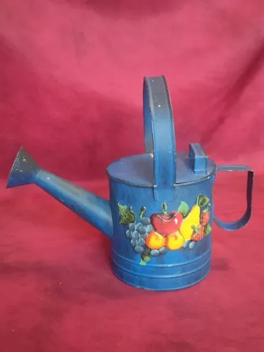 Petit arrosoir ancien