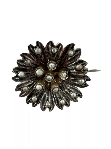 Petite broche antique XIXe siècle argent vermeil perle Fines Naturelles Florale