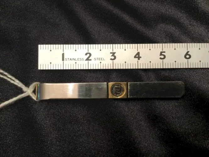 Pince a cravate vintage Pierre Carain