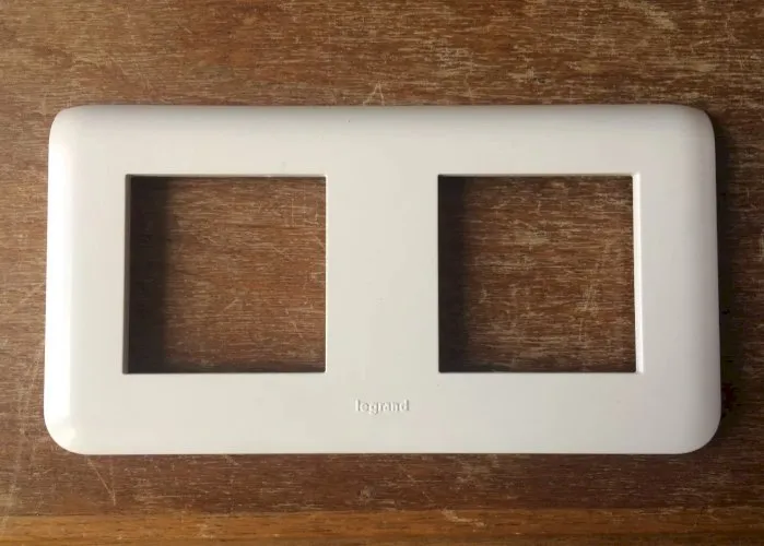 Plaque double horizontale Mosaic entraxe 71mm Legrand 78804